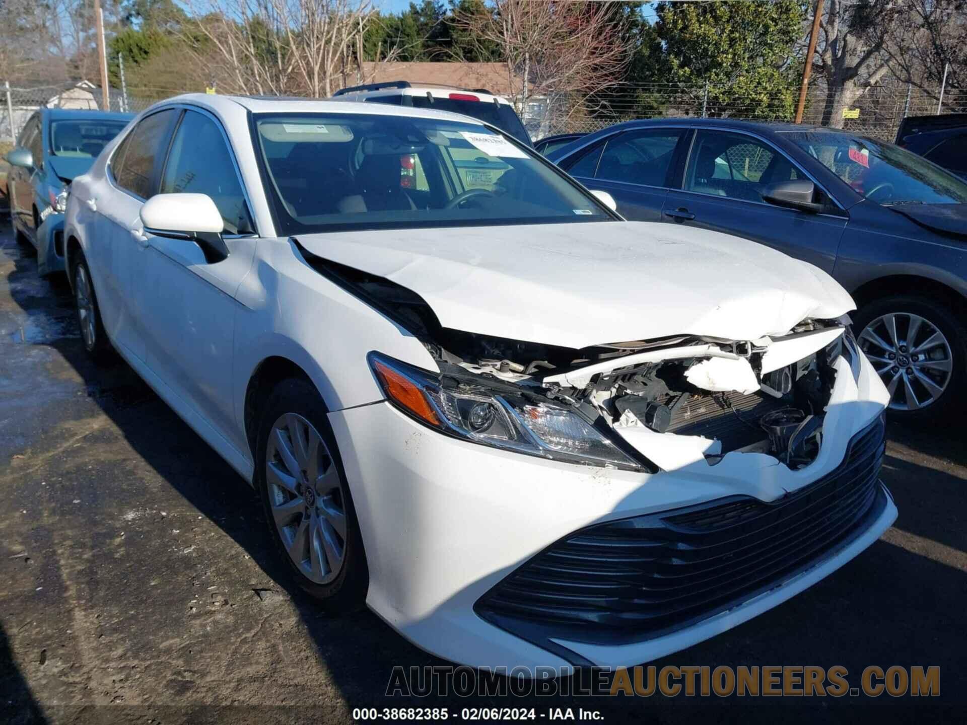 JTNB11HK3K3083406 TOYOTA CAMRY 2019