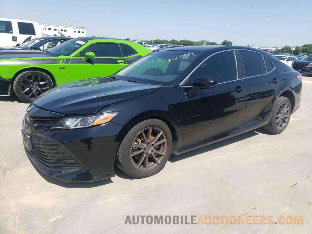 JTNB11HK4J3002590 TOYOTA CAMRY 2018