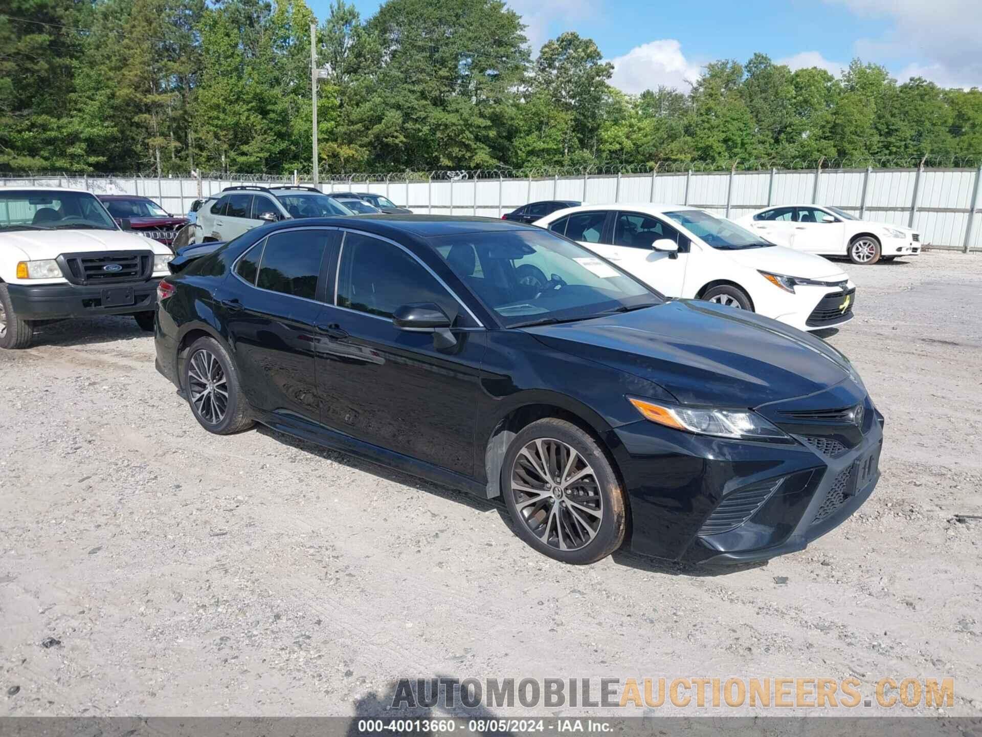 JTNB11HK4J3005246 TOYOTA CAMRY 2018