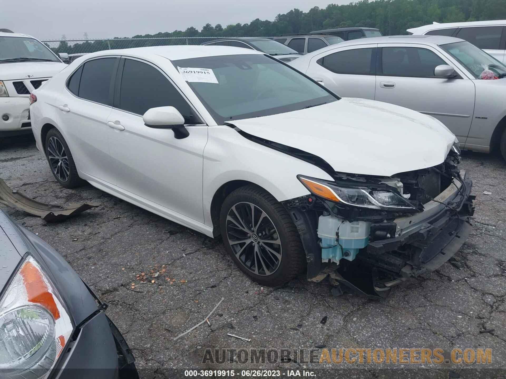 JTNB11HK4J3005912 TOYOTA CAMRY 2018