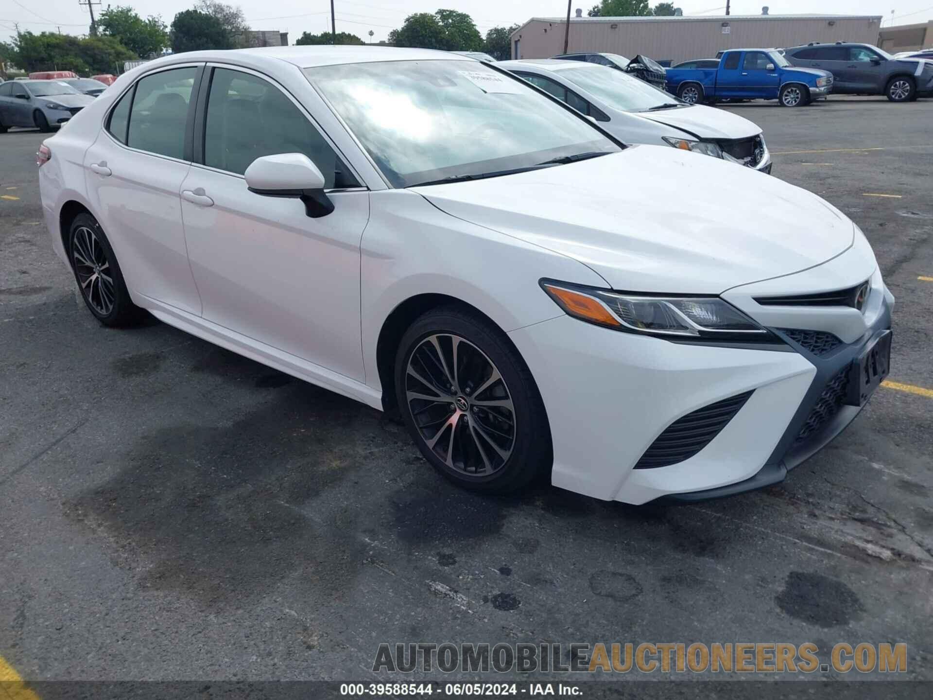 JTNB11HK4J3009300 TOYOTA CAMRY 2018