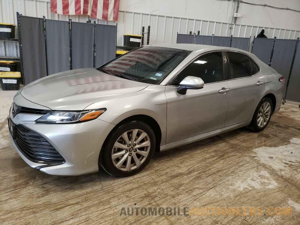 JTNB11HK4J3010446 TOYOTA CAMRY 2018