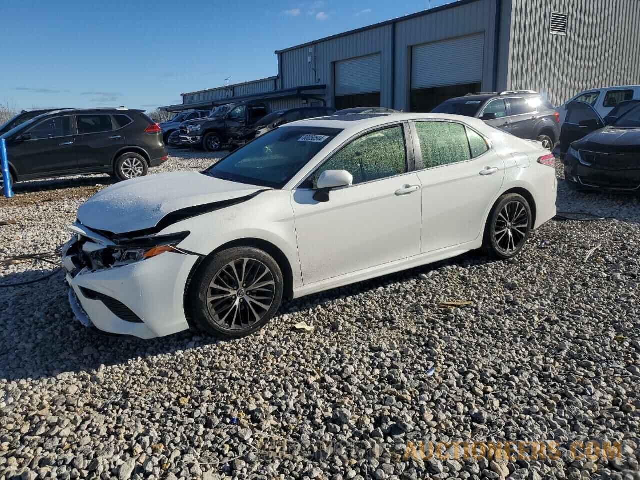 JTNB11HK4J3021107 TOYOTA CAMRY 2018