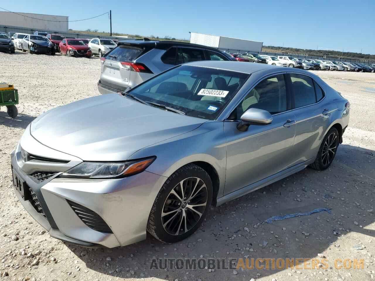 JTNB11HK4J3031121 TOYOTA CAMRY 2018