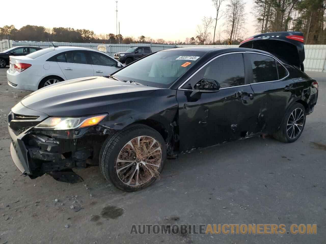 JTNB11HK4J3037825 TOYOTA CAMRY 2018