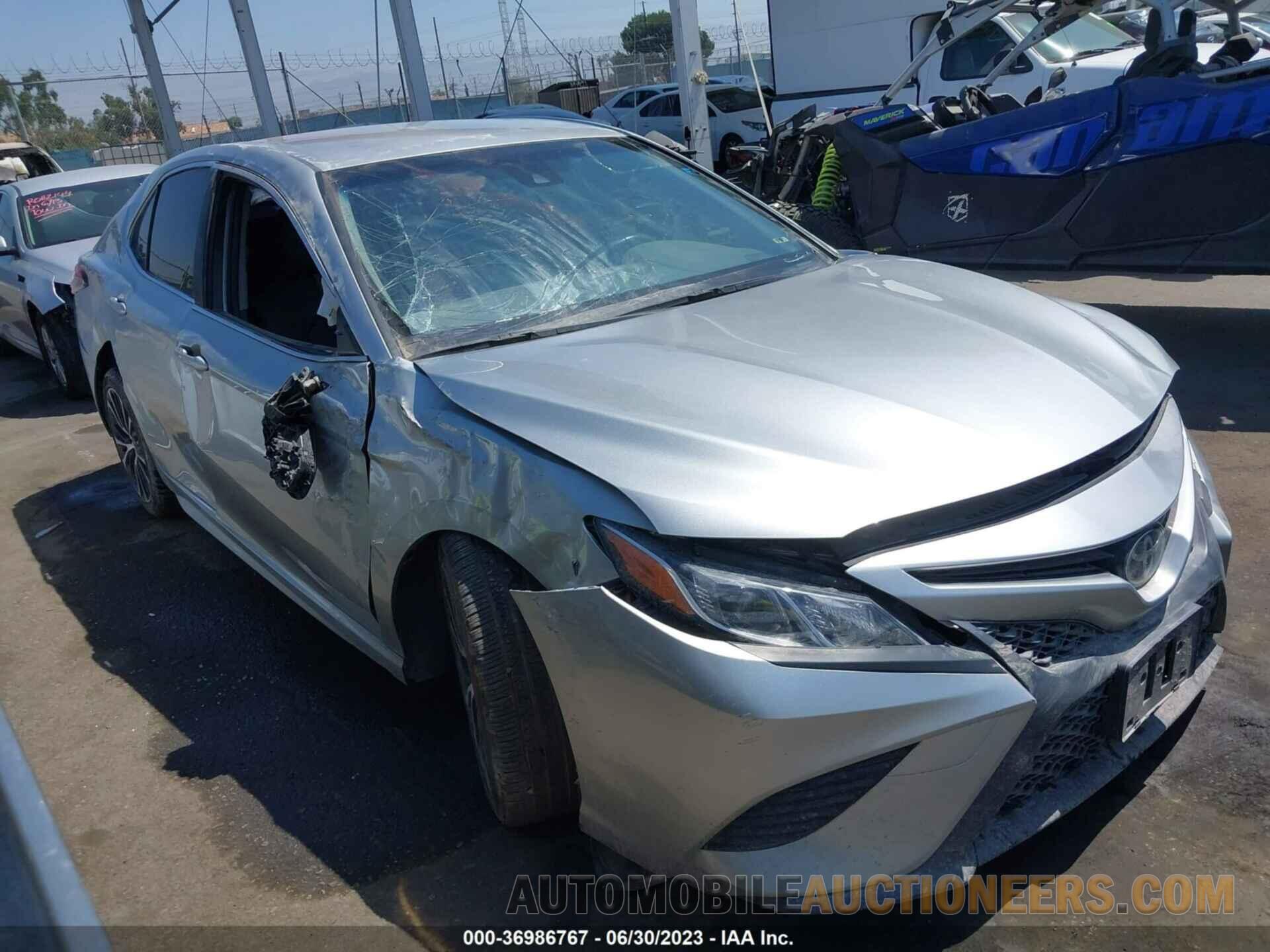 JTNB11HK4J3040059 TOYOTA CAMRY 2018