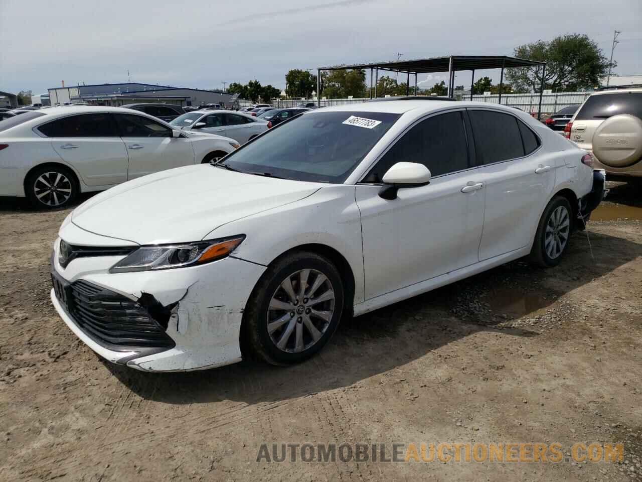 JTNB11HK4J3040790 TOYOTA CAMRY 2018