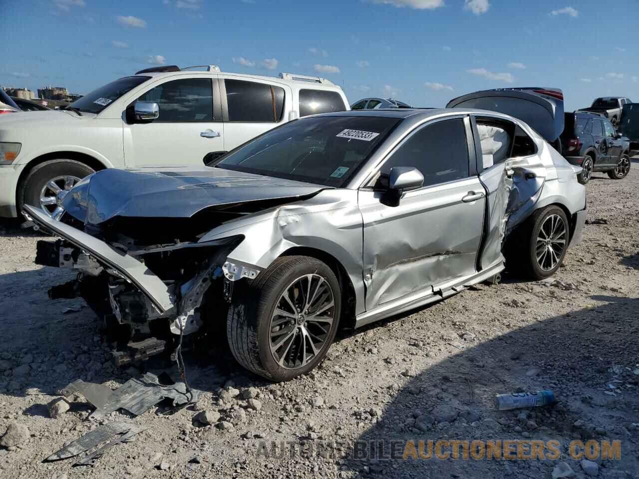 JTNB11HK4J3042572 TOYOTA CAMRY 2018