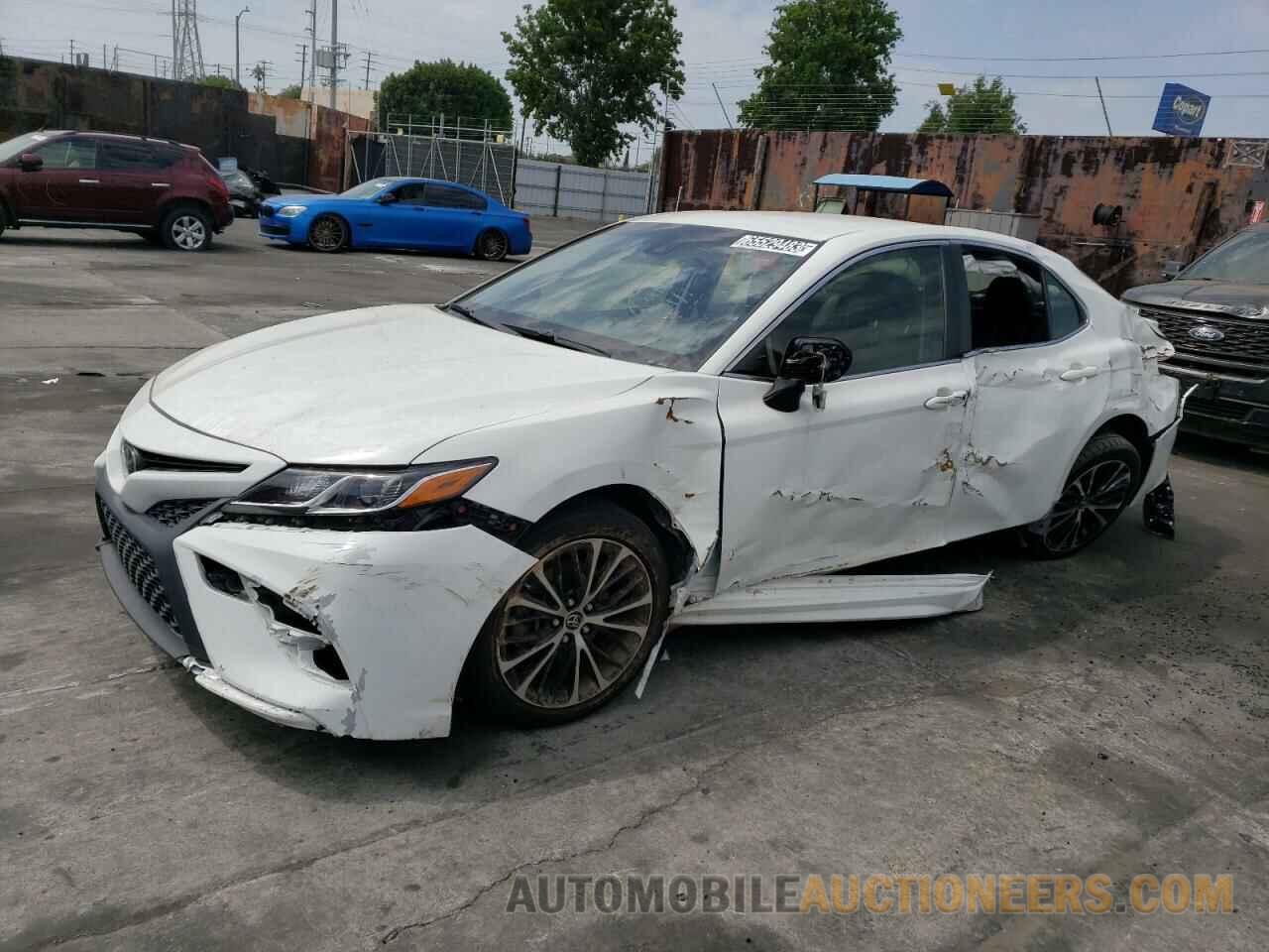 JTNB11HK4J3050235 TOYOTA CAMRY 2018