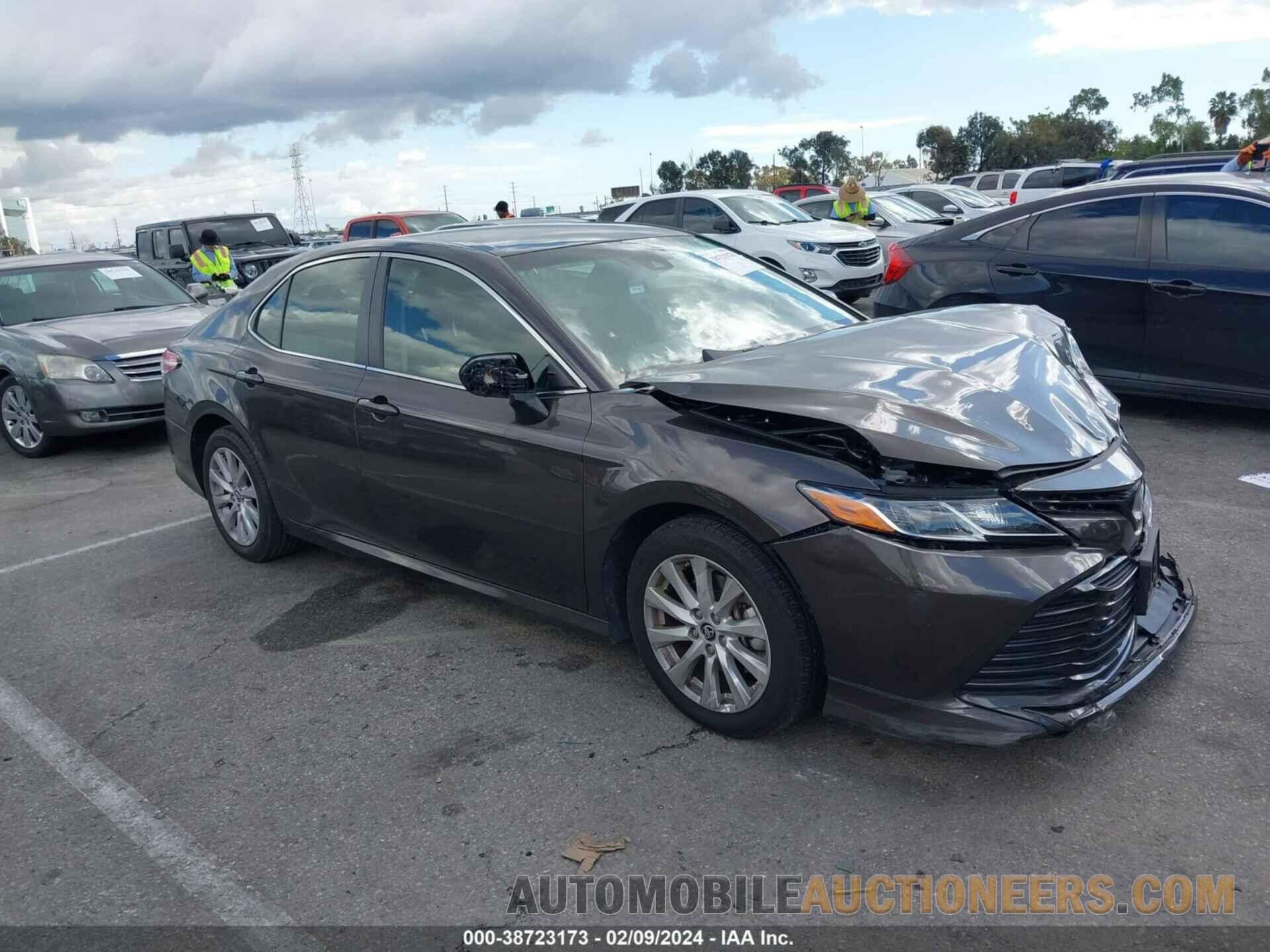 JTNB11HK4J3066337 TOYOTA CAMRY 2018