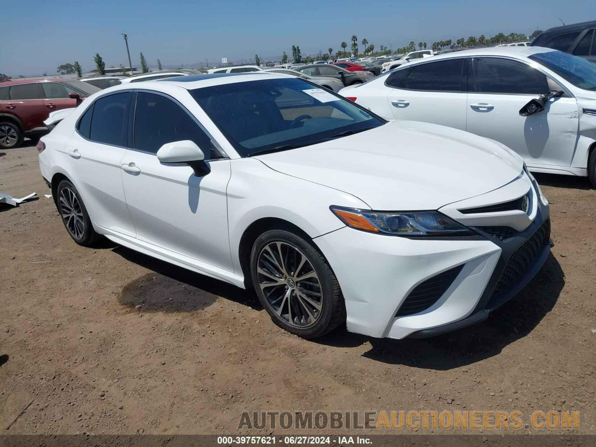 JTNB11HK5J3000427 TOYOTA CAMRY 2018