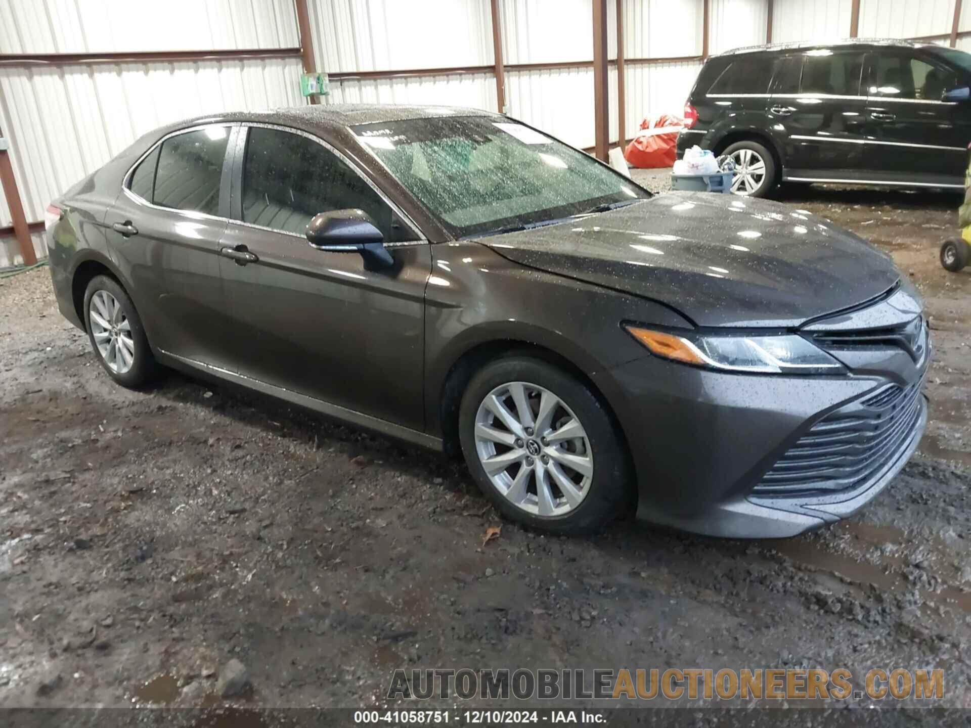 JTNB11HK5J3001352 TOYOTA CAMRY 2018