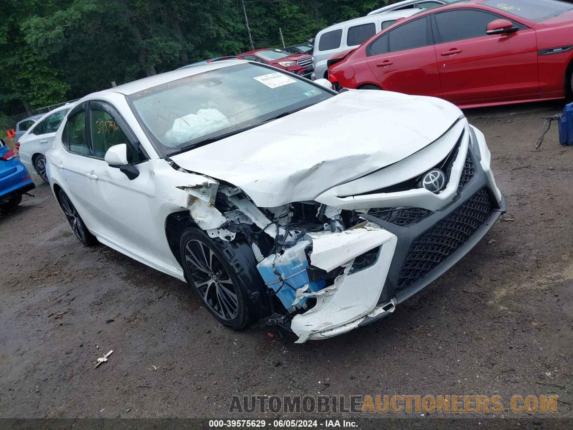 JTNB11HK5J3006731 TOYOTA CAMRY 2018