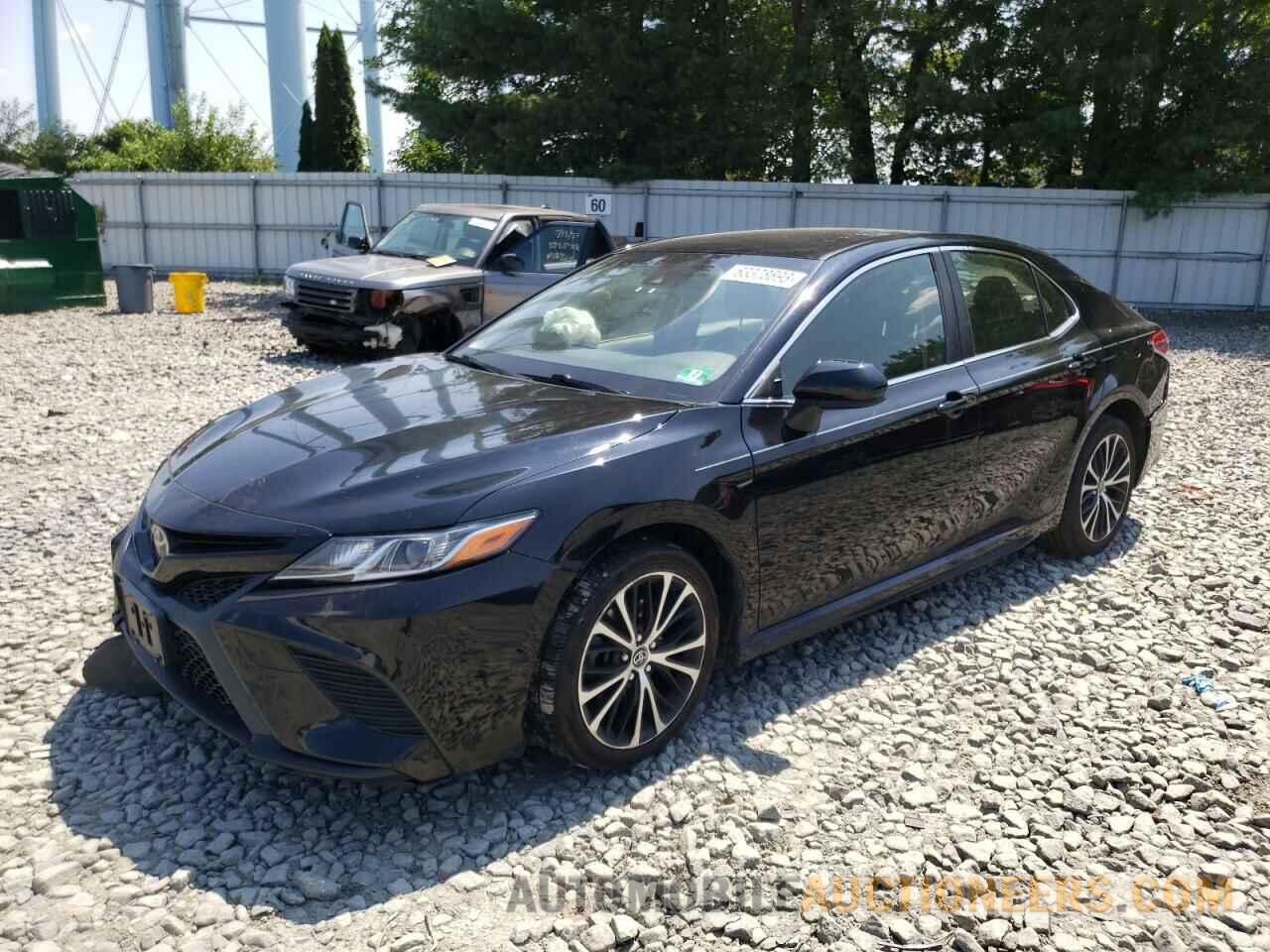 JTNB11HK5J3008091 TOYOTA CAMRY 2018