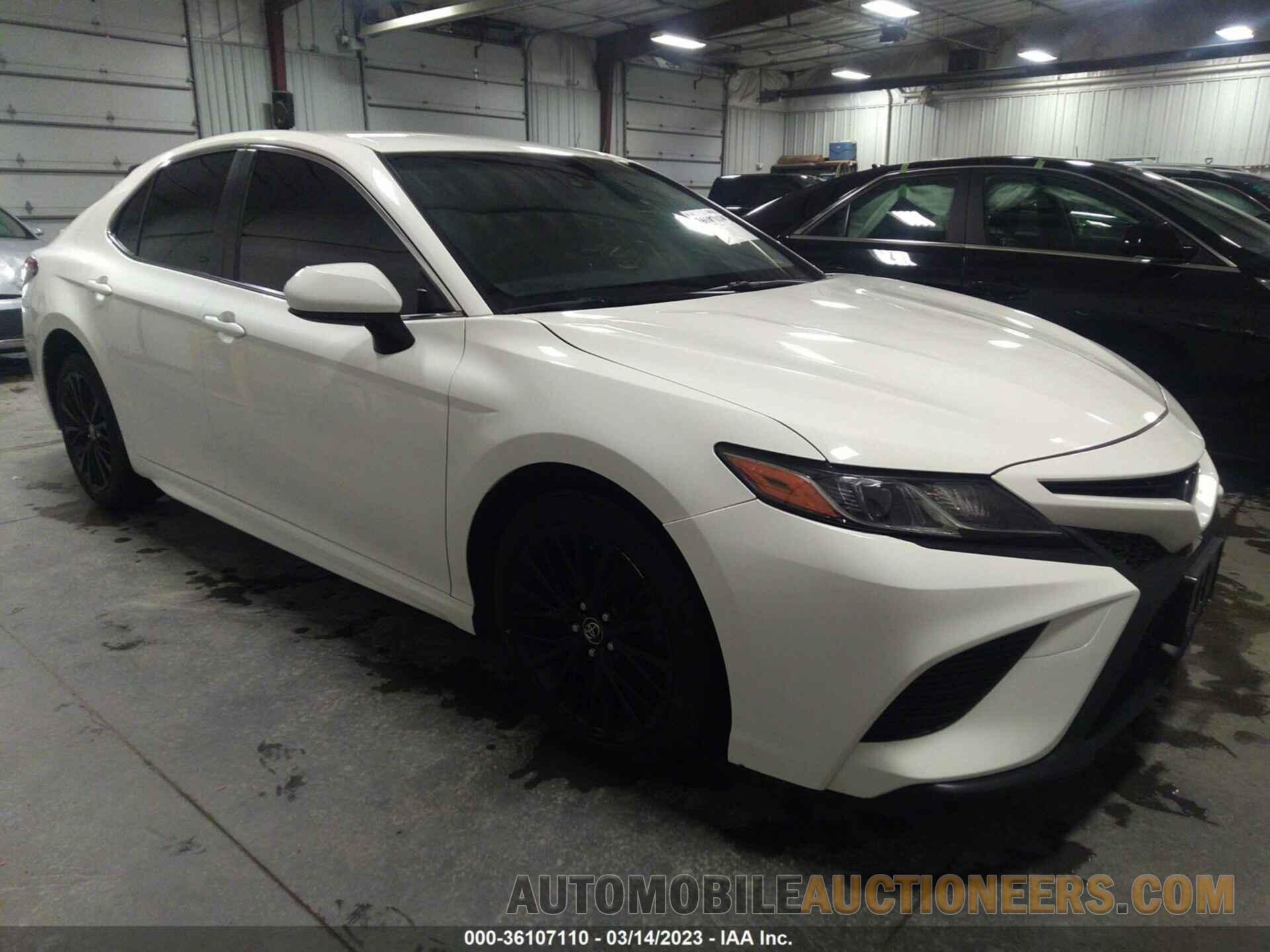 JTNB11HK5J3008186 TOYOTA CAMRY 2018