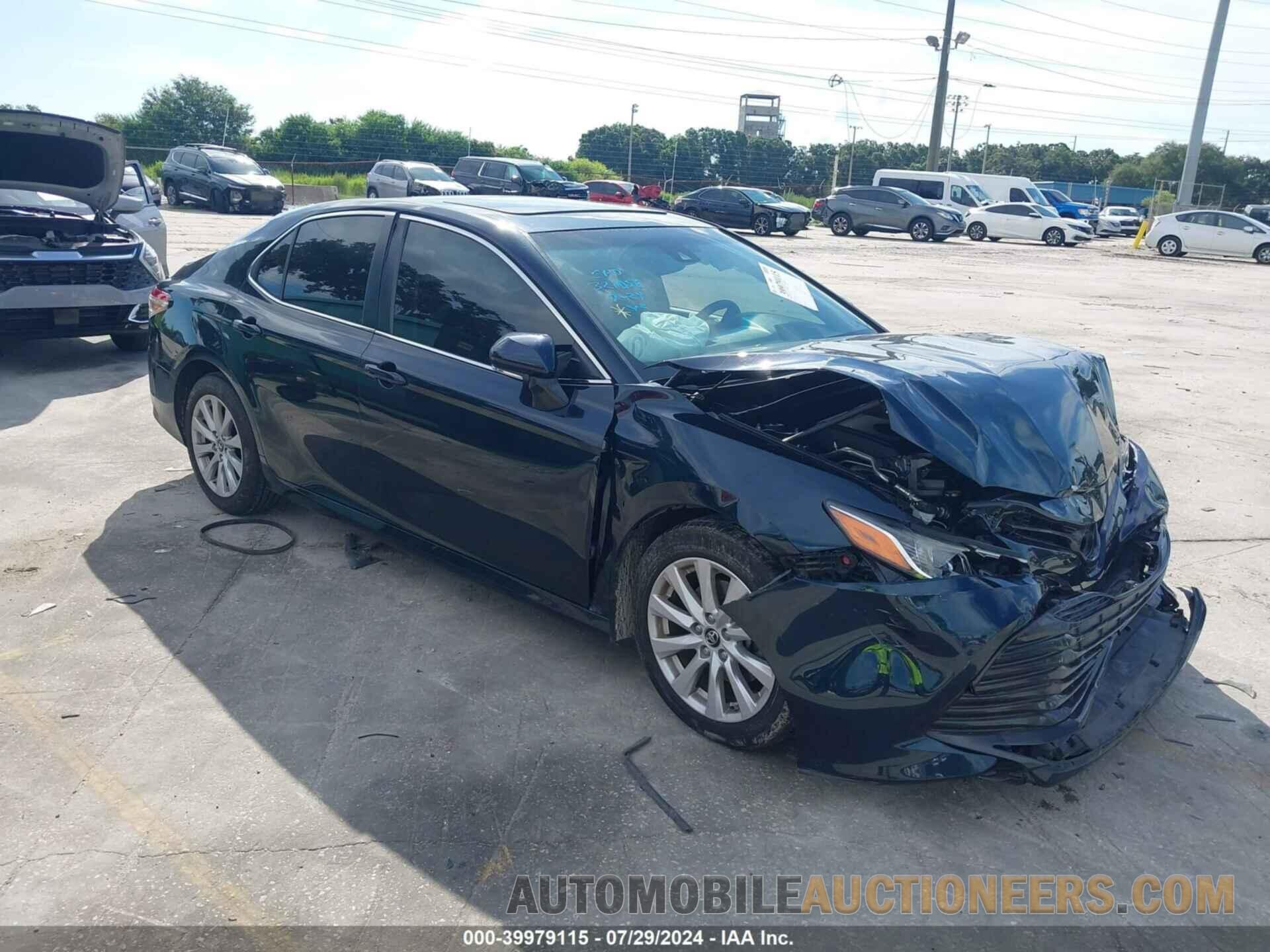 JTNB11HK5J3014215 TOYOTA CAMRY 2018