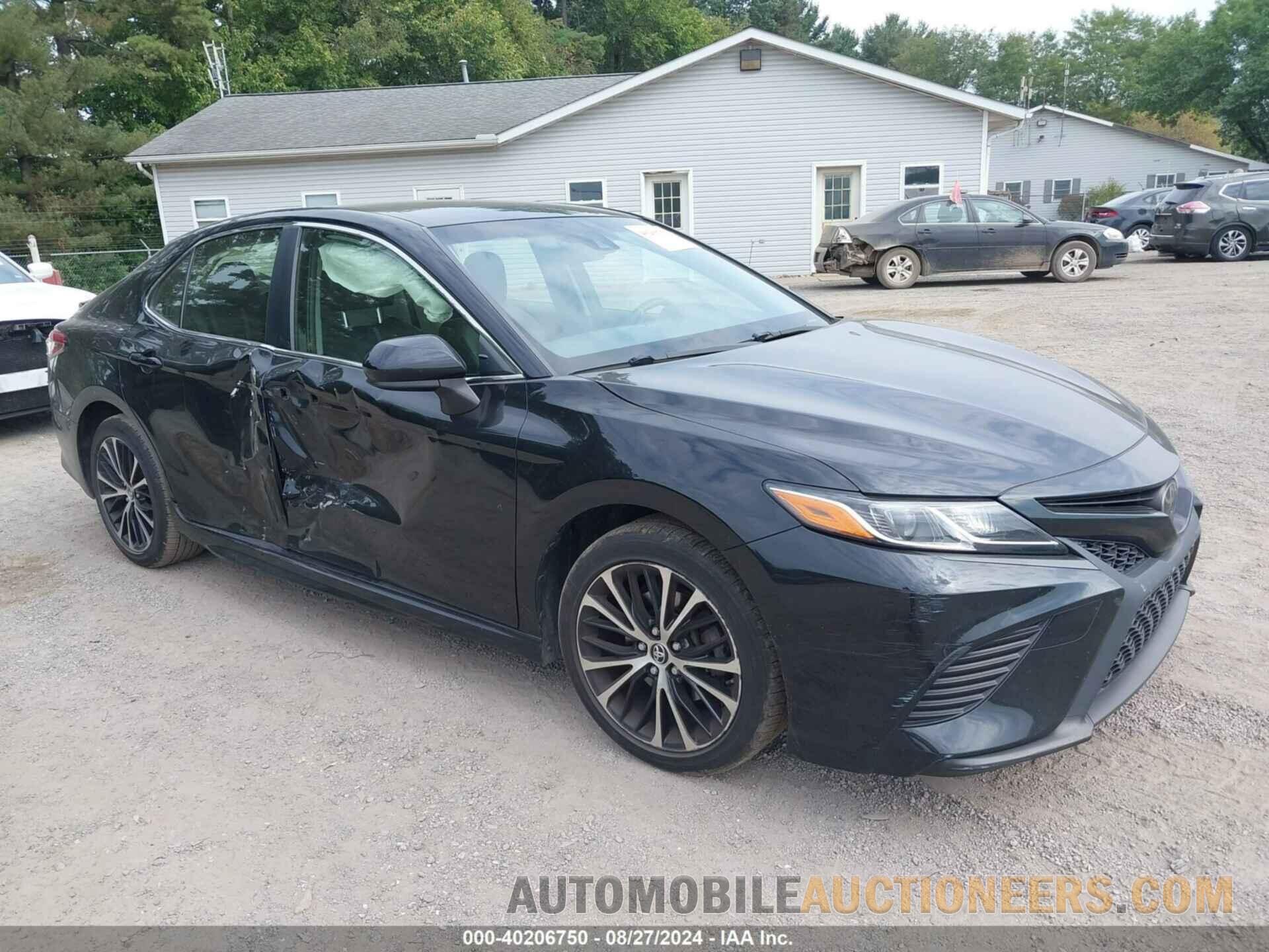 JTNB11HK5J3015896 TOYOTA CAMRY 2018