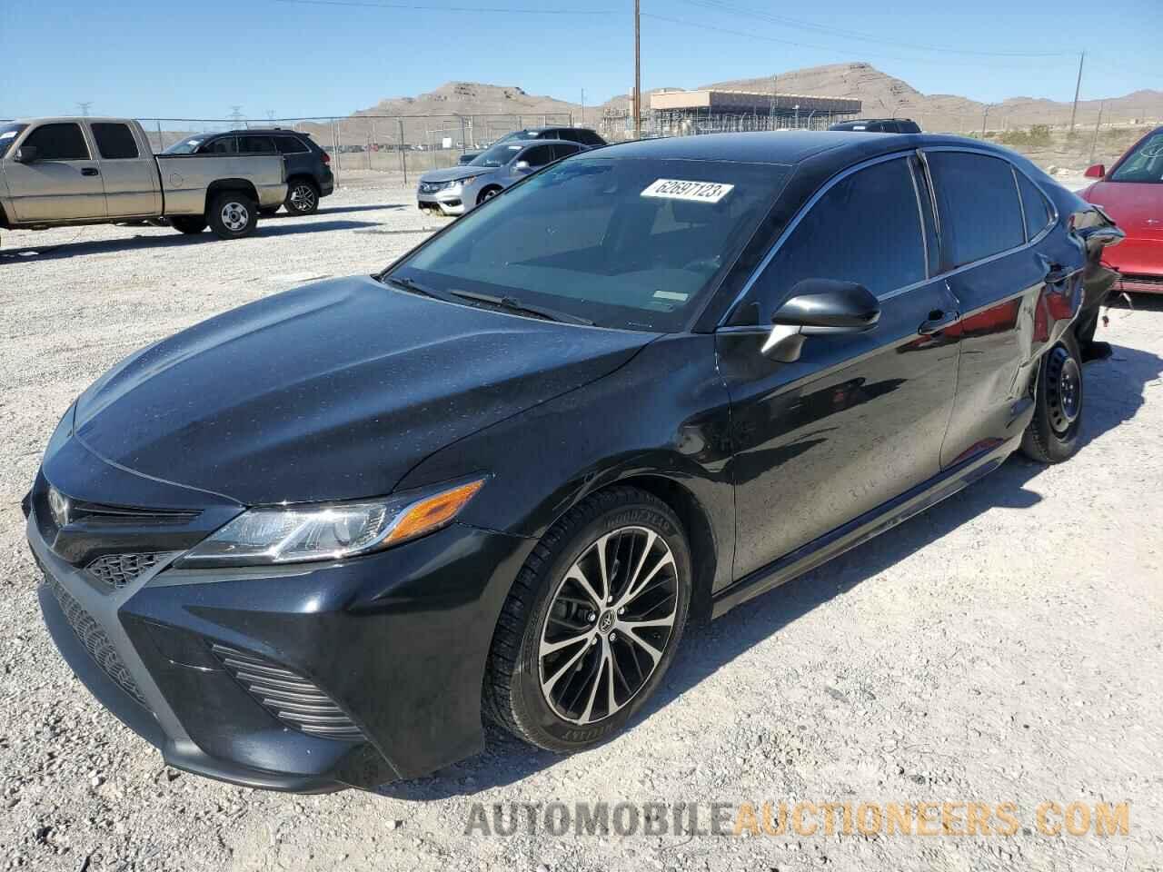 JTNB11HK5J3021858 TOYOTA CAMRY 2018