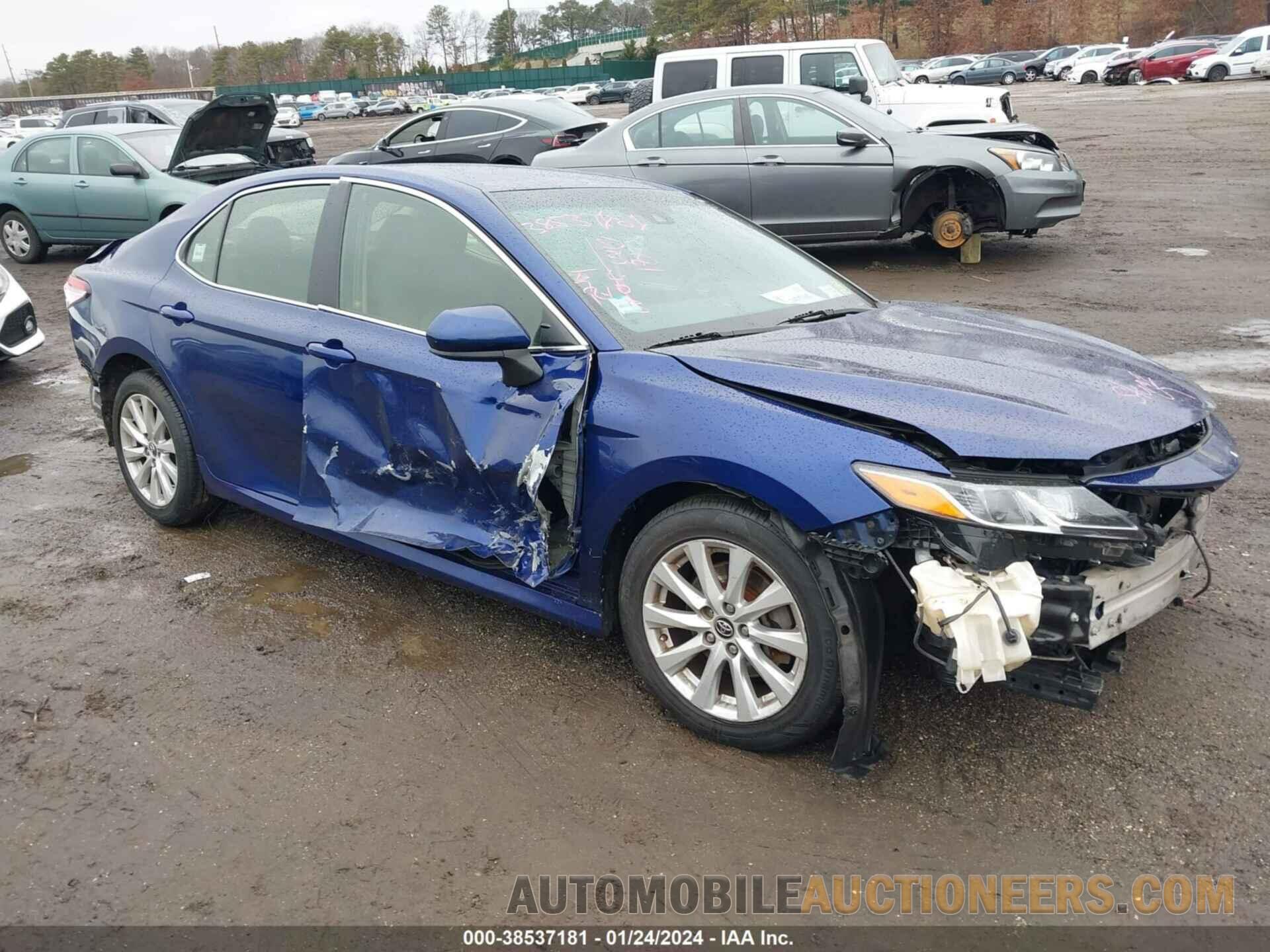 JTNB11HK5J3025053 TOYOTA CAMRY 2018