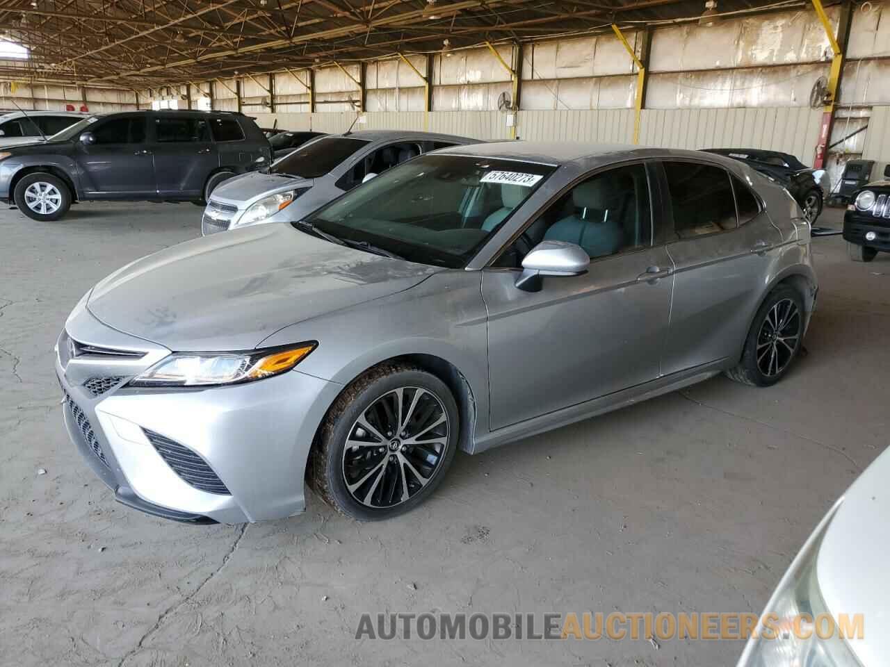 JTNB11HK5J3025067 TOYOTA CAMRY 2018