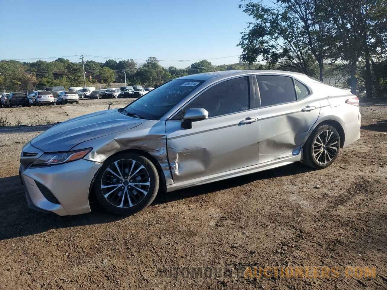 JTNB11HK5J3026137 TOYOTA CAMRY 2018