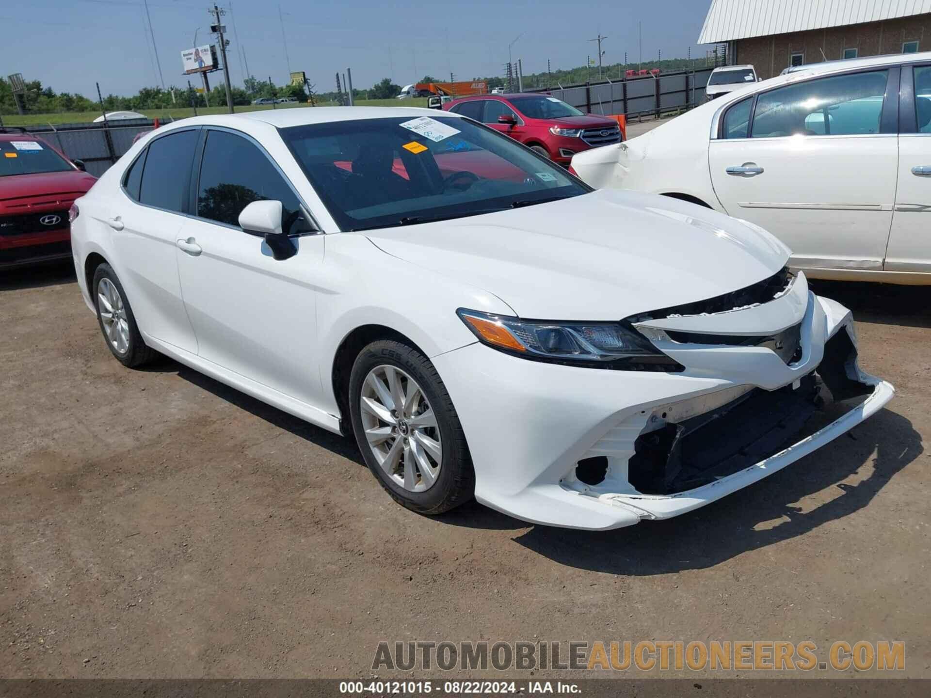 JTNB11HK5J3029443 TOYOTA CAMRY 2018