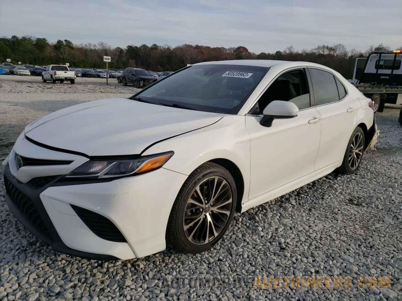 JTNB11HK5J3031225 TOYOTA CAMRY 2018