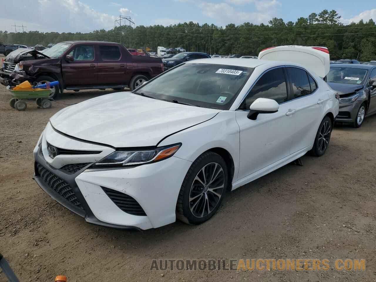 JTNB11HK5J3032892 TOYOTA CAMRY 2018