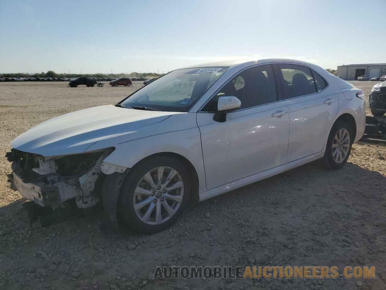 JTNB11HK5J3035176 TOYOTA CAMRY 2018