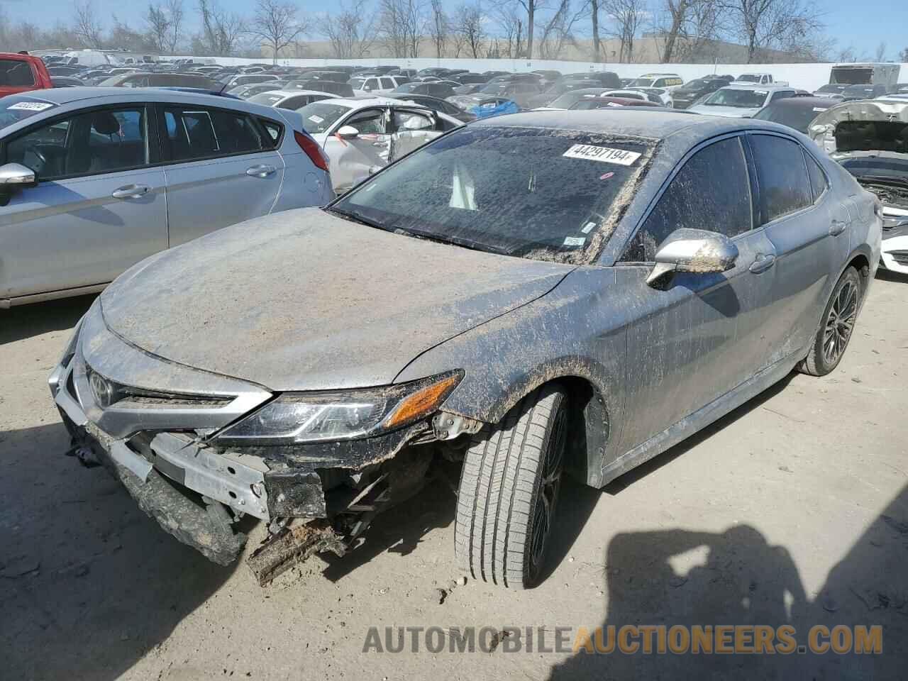 JTNB11HK5J3036618 TOYOTA CAMRY 2018