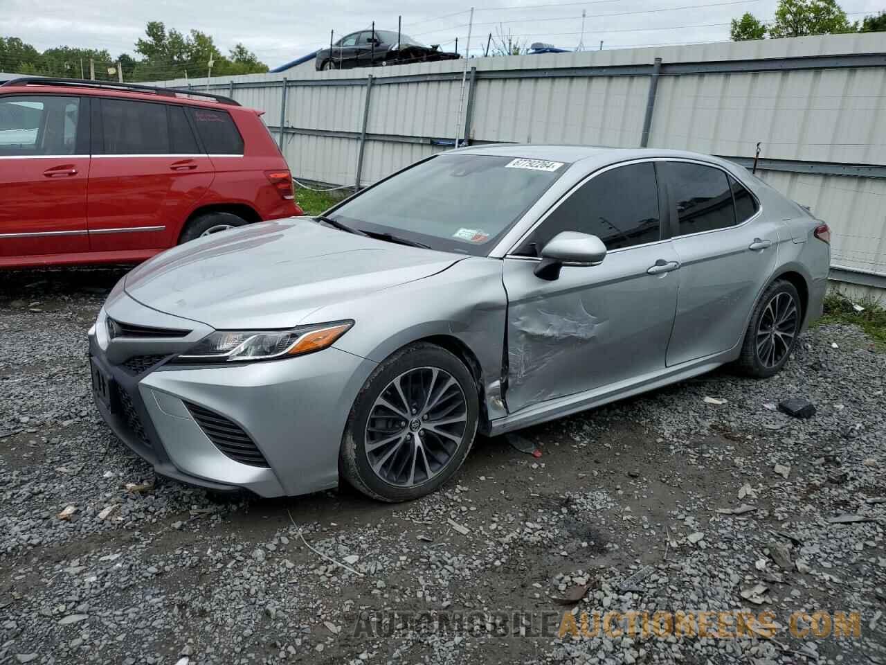 JTNB11HK5J3046422 TOYOTA CAMRY 2018