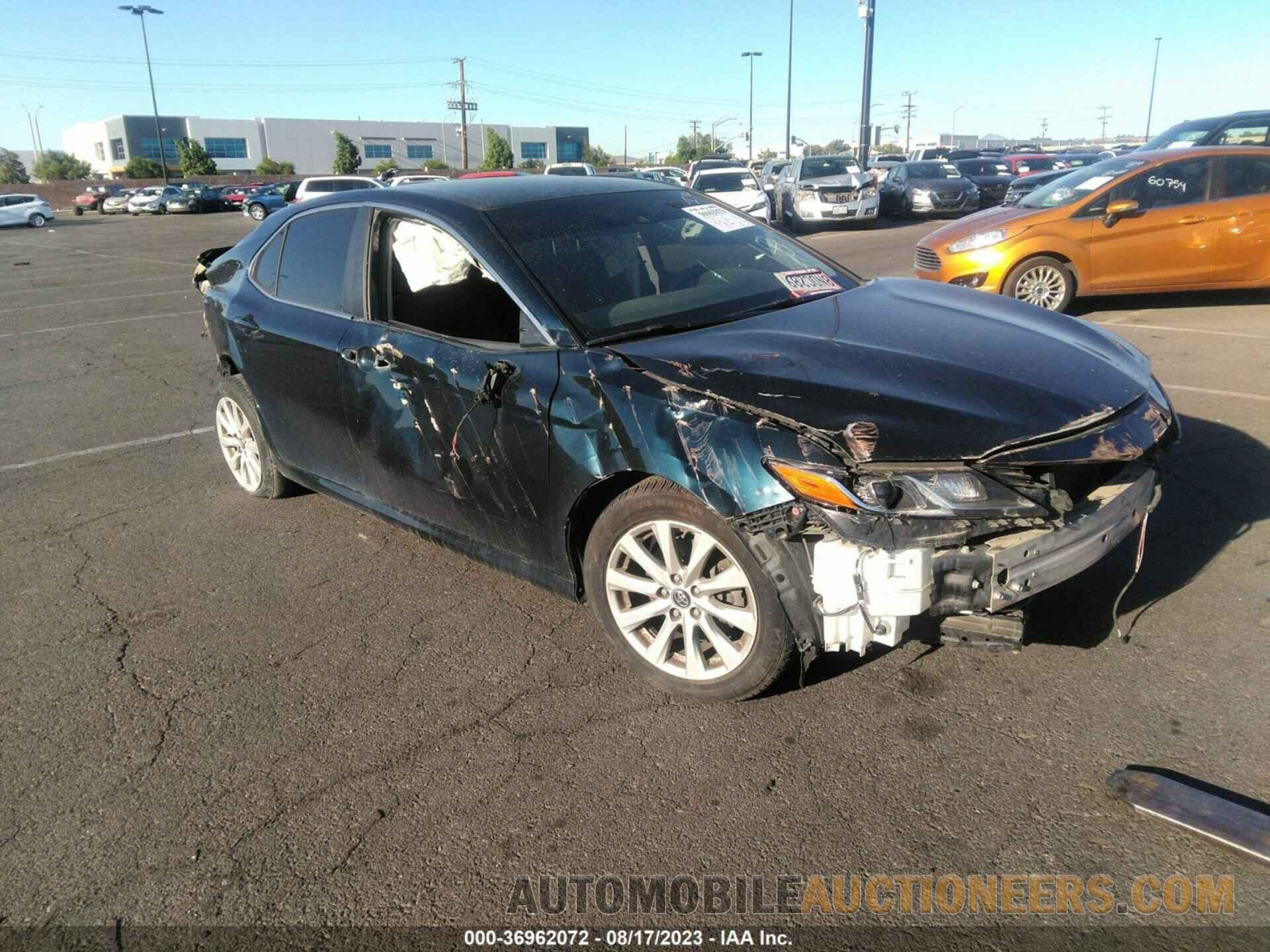 JTNB11HK5J3048705 TOYOTA CAMRY 2018