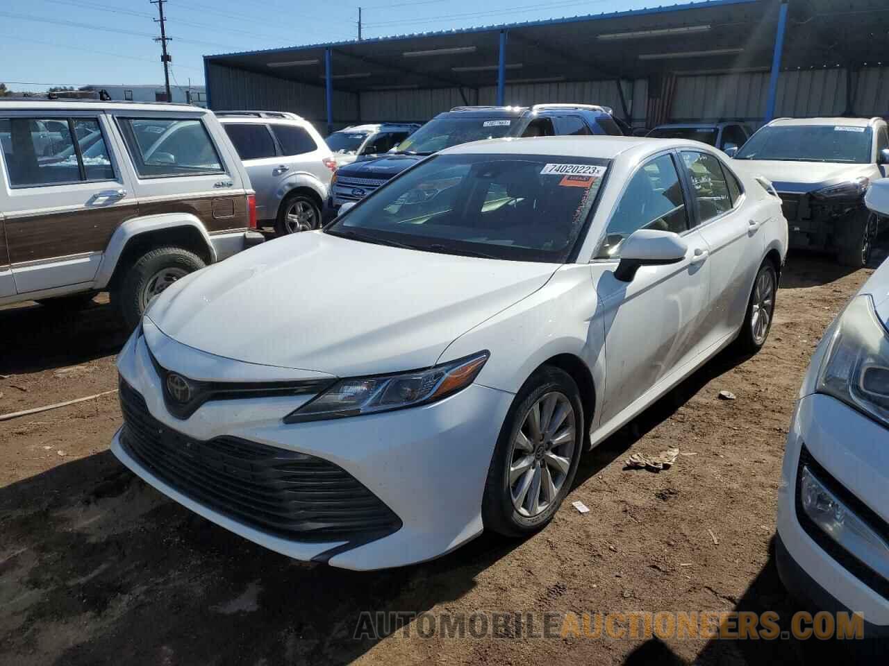 JTNB11HK5J3050454 TOYOTA CAMRY 2018