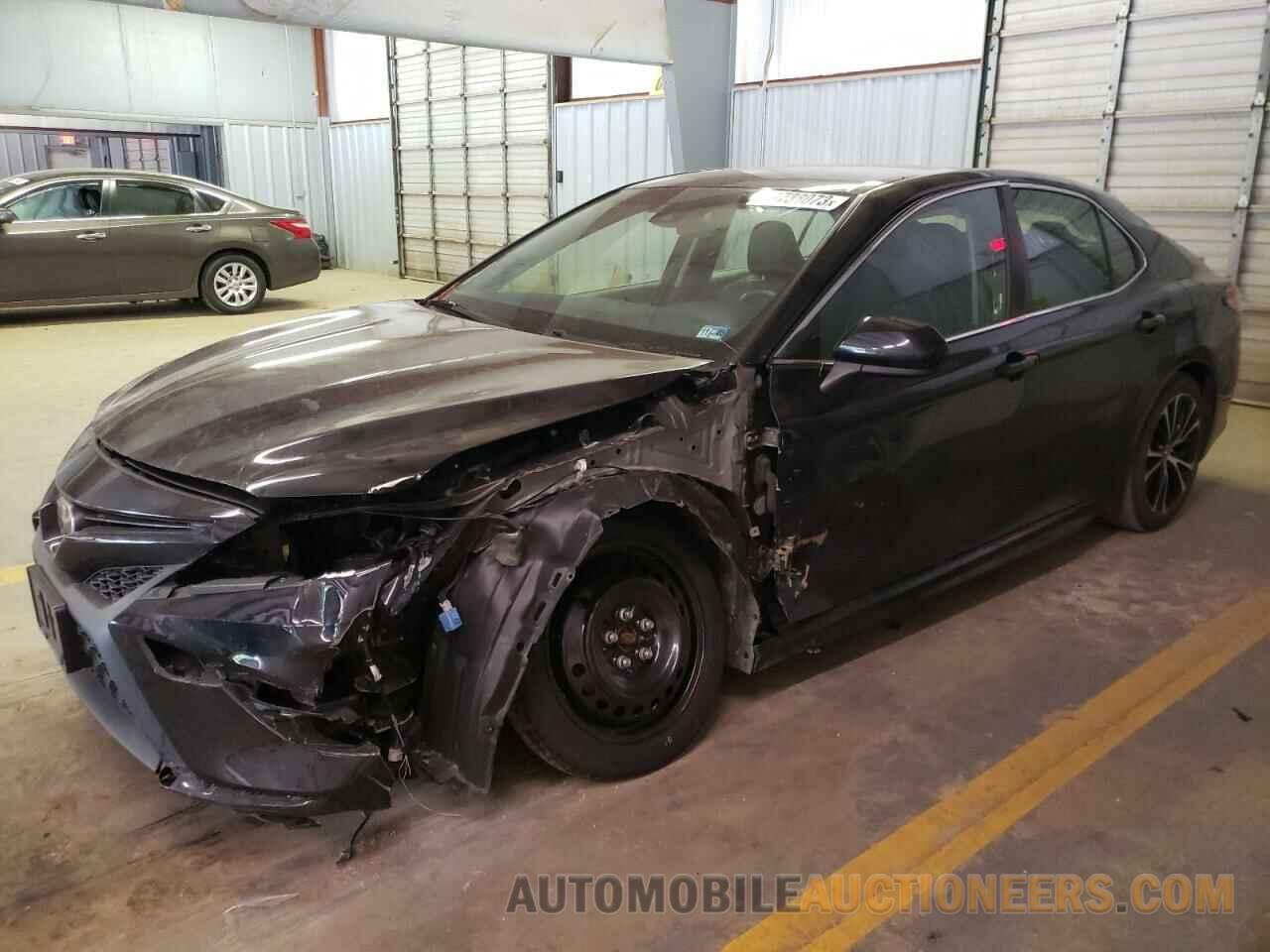 JTNB11HK5J3050762 TOYOTA CAMRY 2018