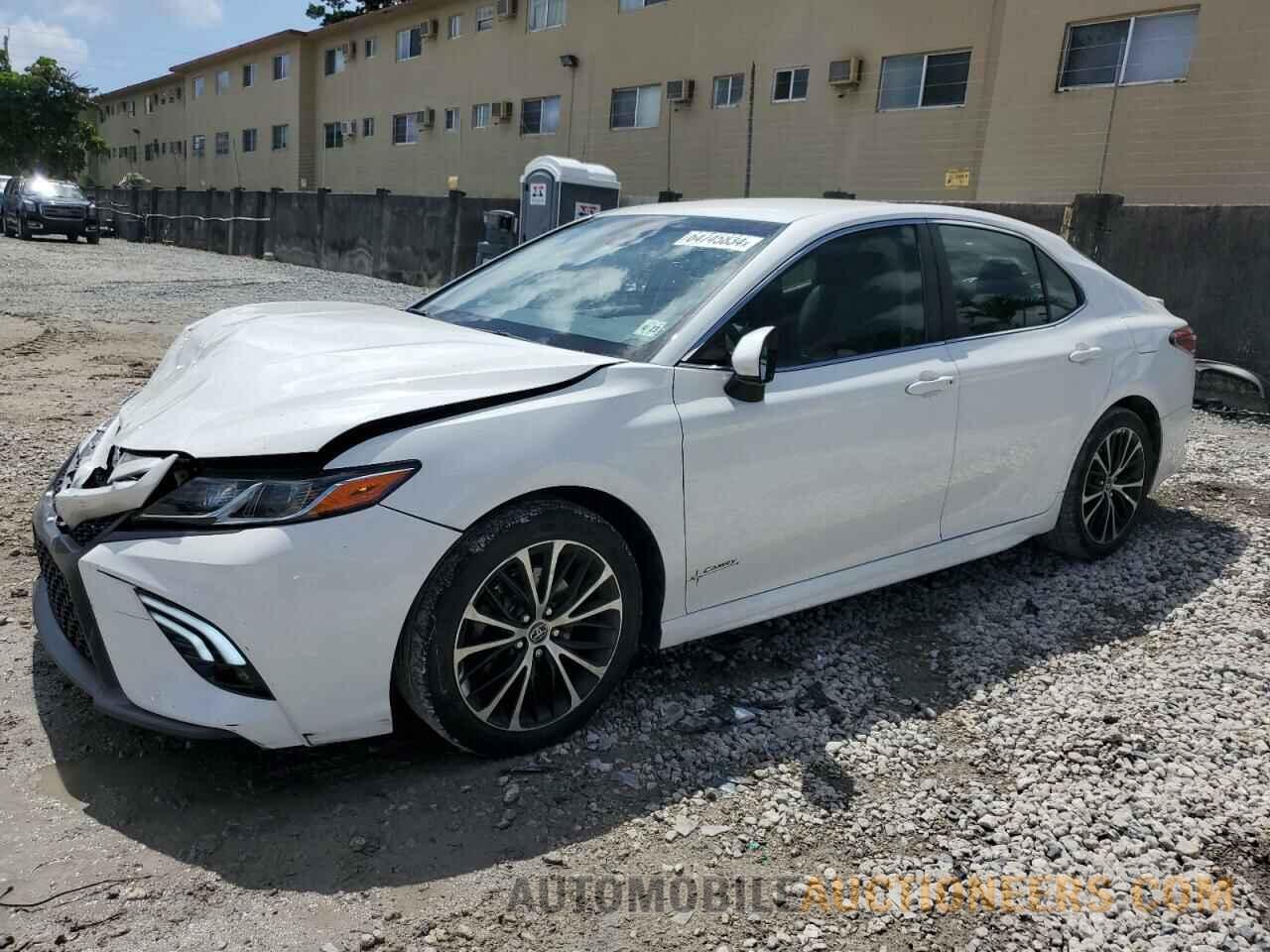 JTNB11HK5J3050888 TOYOTA CAMRY 2018