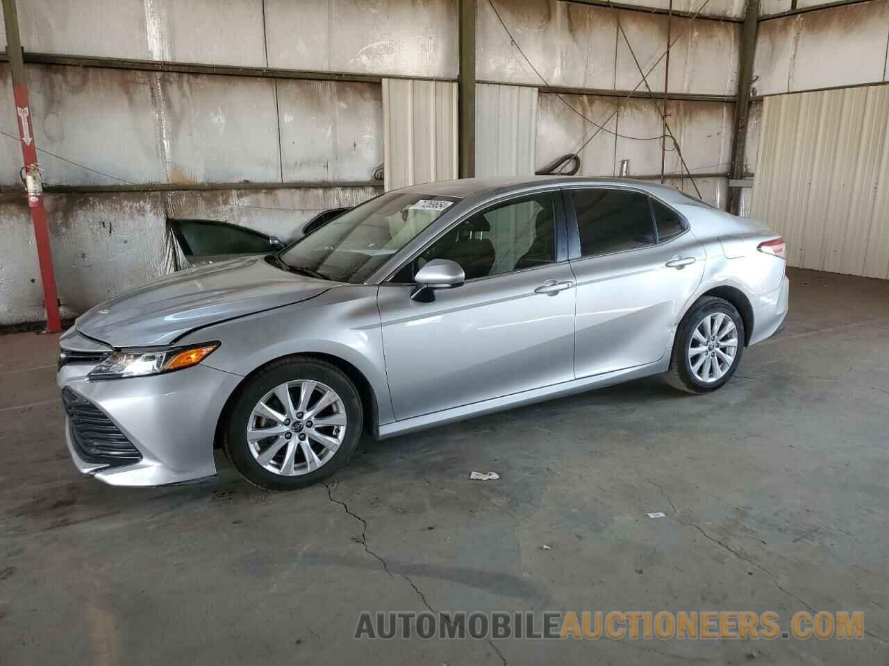 JTNB11HK5J3051166 TOYOTA CAMRY 2018