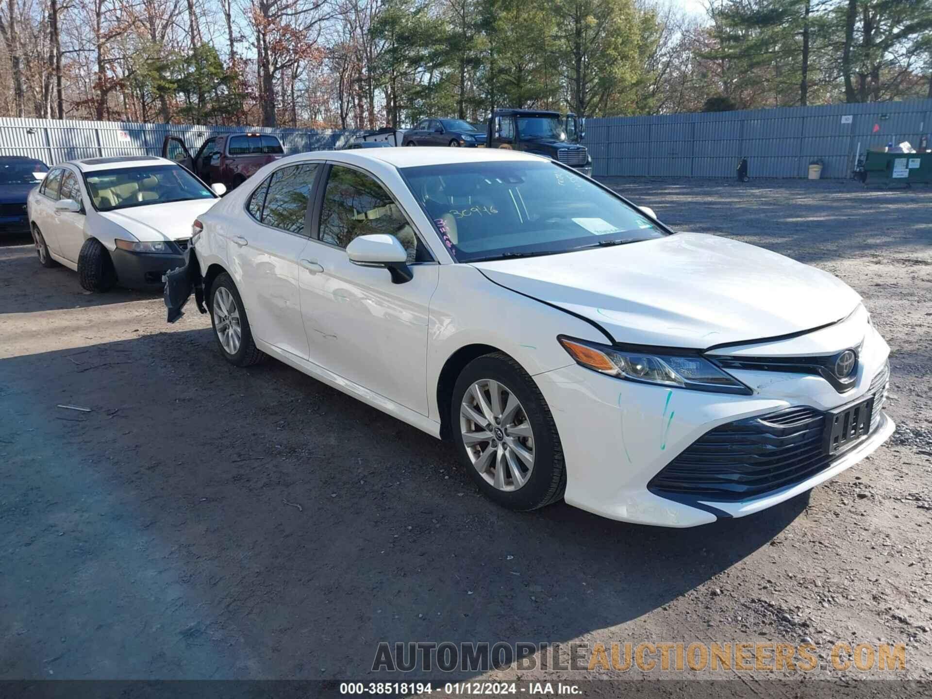 JTNB11HK5J3071353 TOYOTA CAMRY 2018