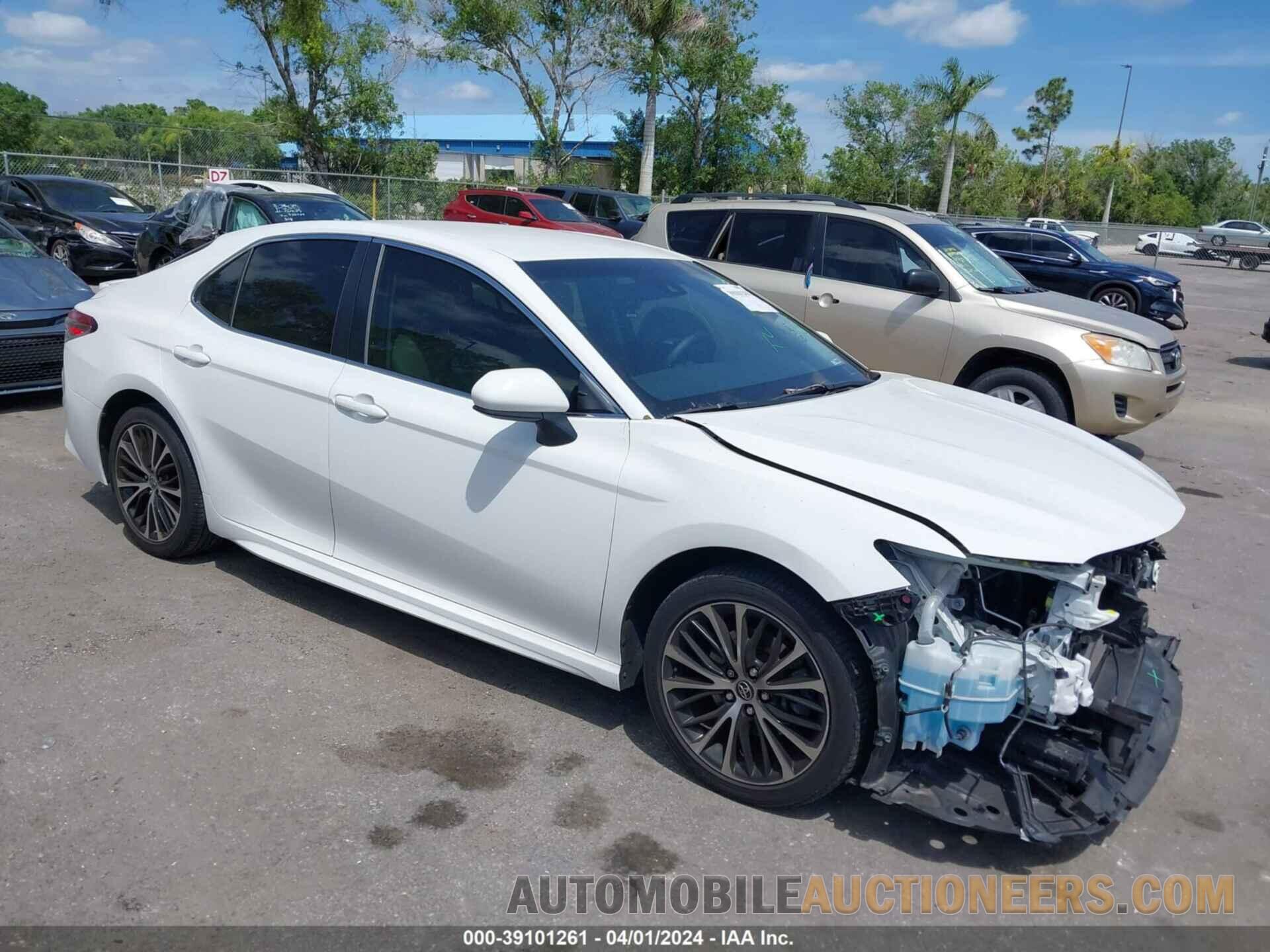 JTNB11HK6J3004647 TOYOTA CAMRY 2018