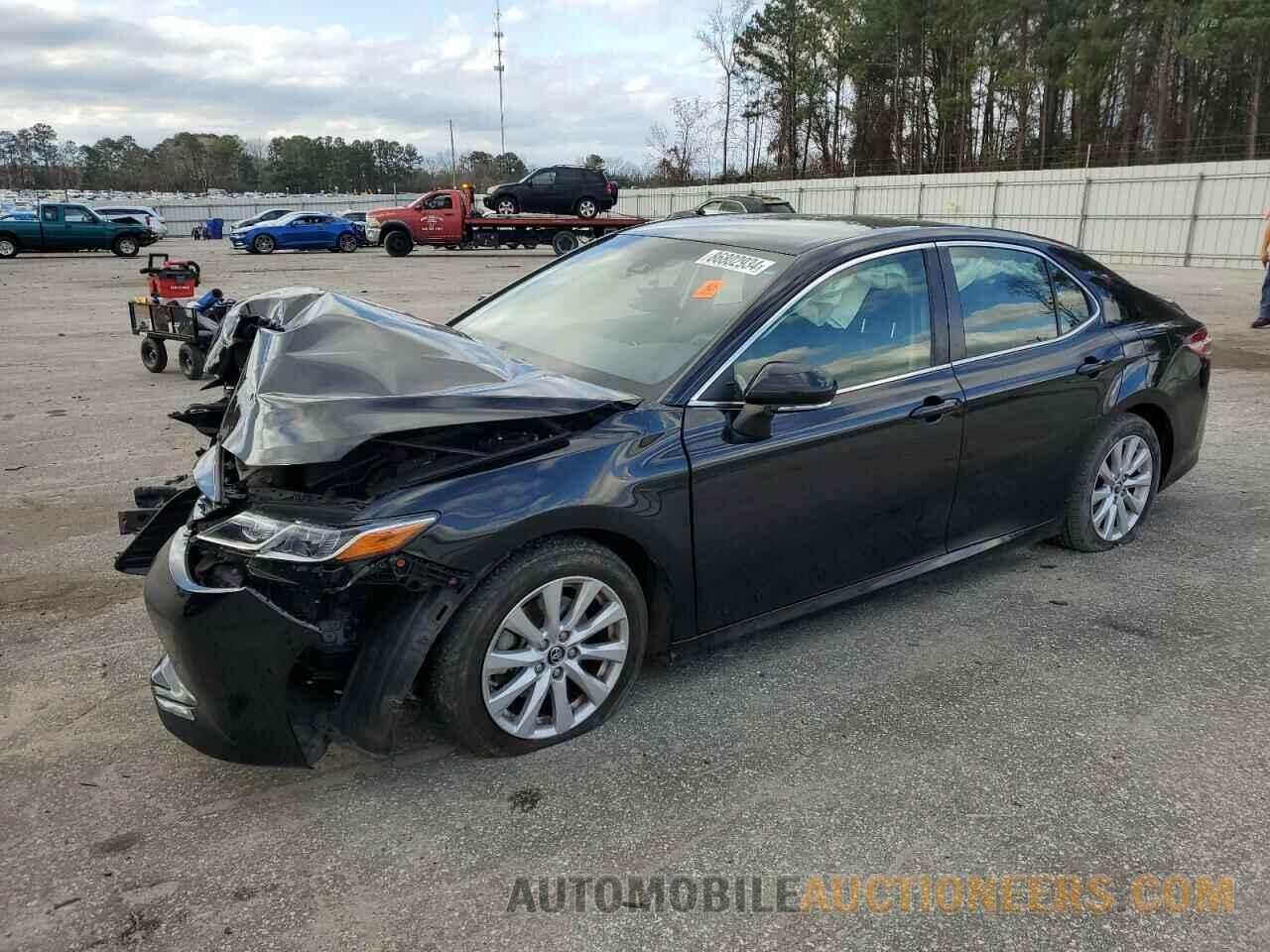 JTNB11HK6J3009766 TOYOTA CAMRY 2018