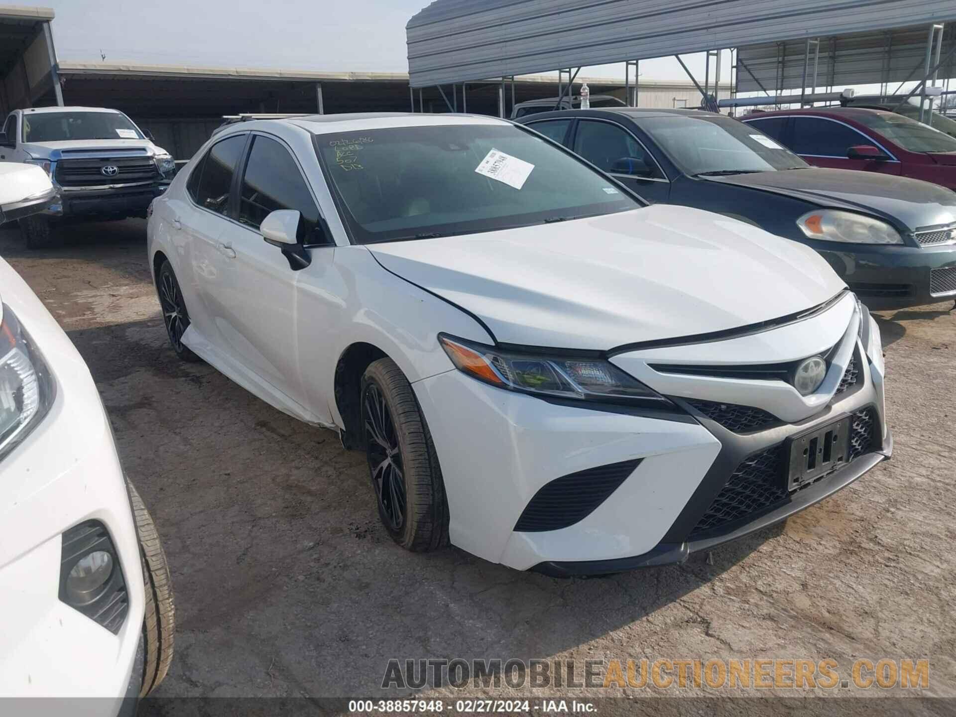 JTNB11HK6J3010366 TOYOTA CAMRY 2018