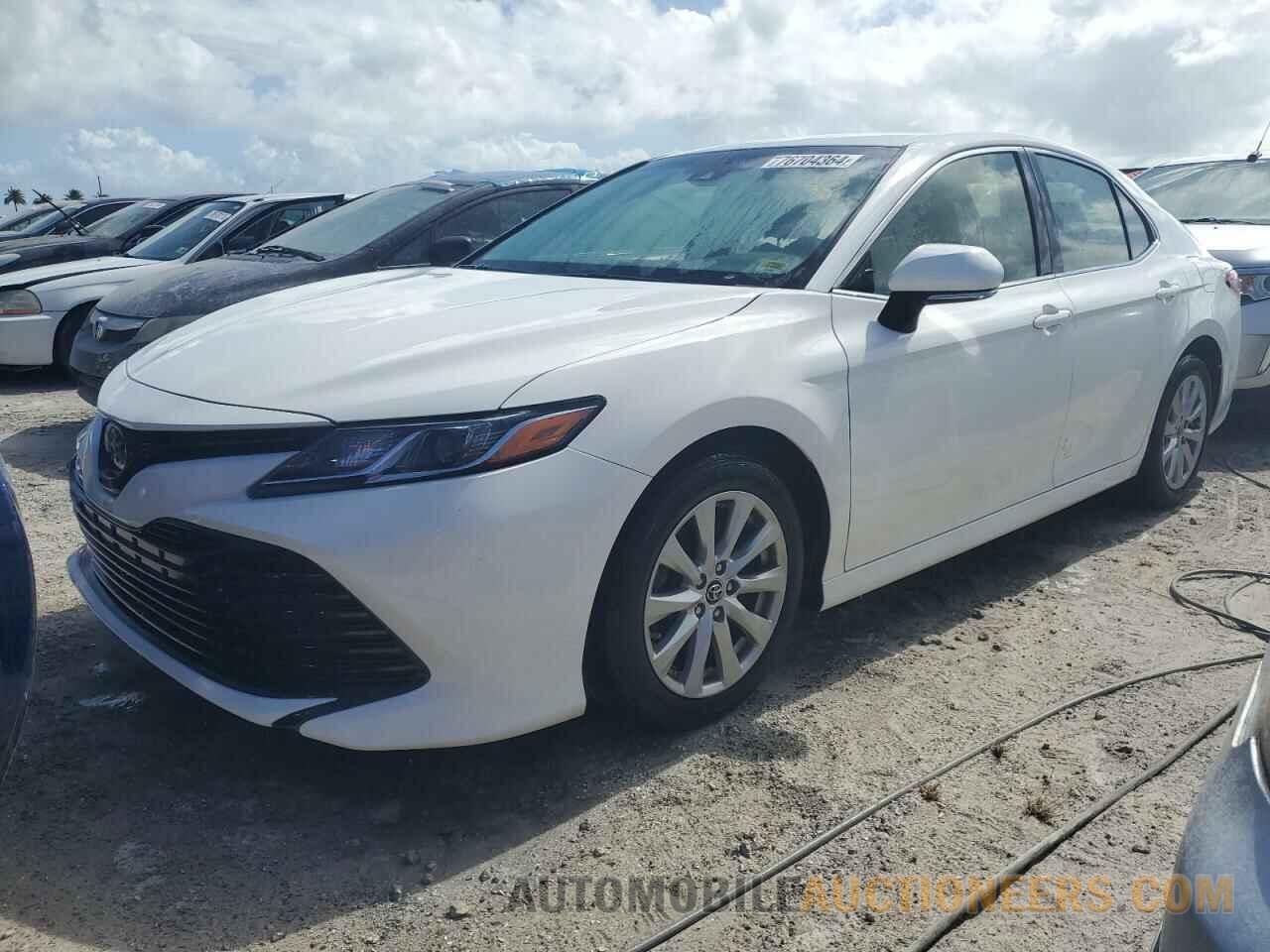 JTNB11HK6J3014949 TOYOTA CAMRY 2018