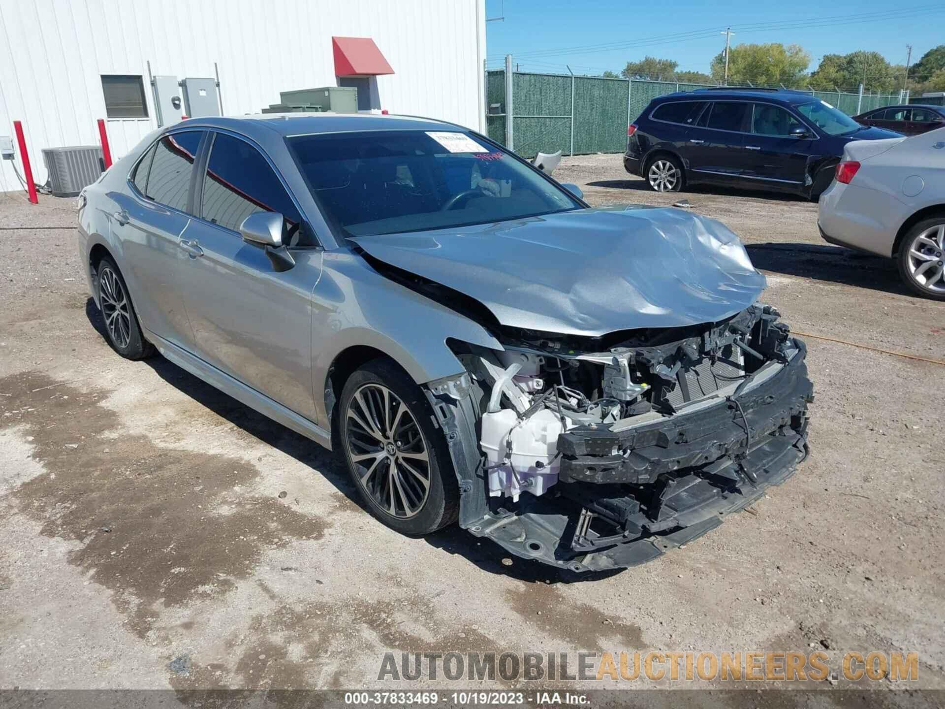 JTNB11HK6J3021481 TOYOTA CAMRY 2018