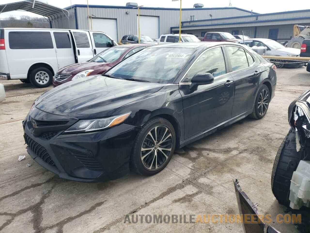 JTNB11HK6J3027510 TOYOTA CAMRY 2018