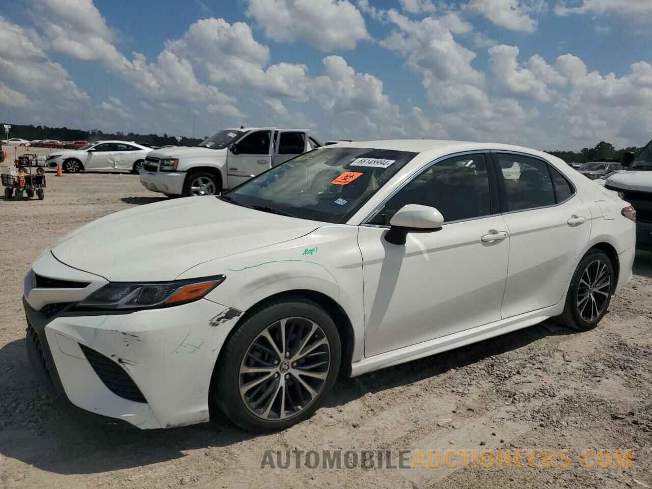 JTNB11HK6J3028463 TOYOTA CAMRY 2018