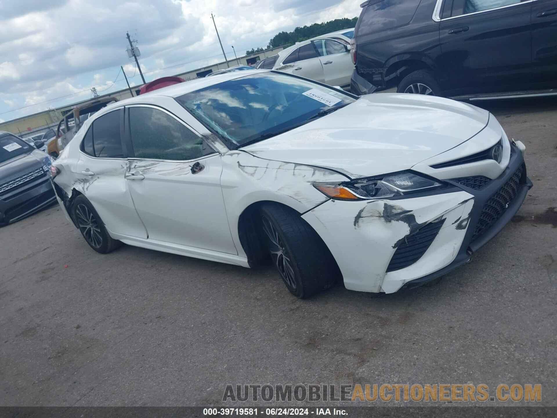 JTNB11HK6J3031380 TOYOTA CAMRY 2018