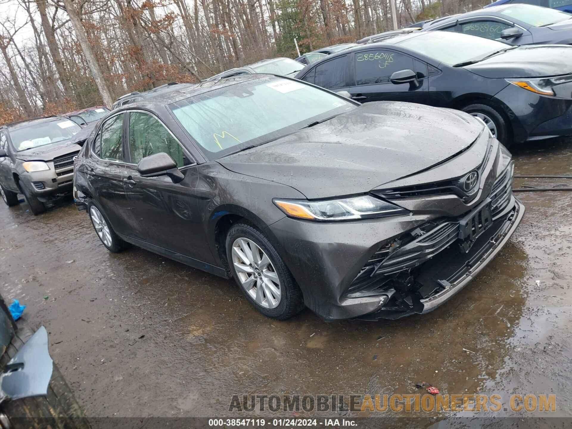 JTNB11HK6J3037681 TOYOTA CAMRY 2018