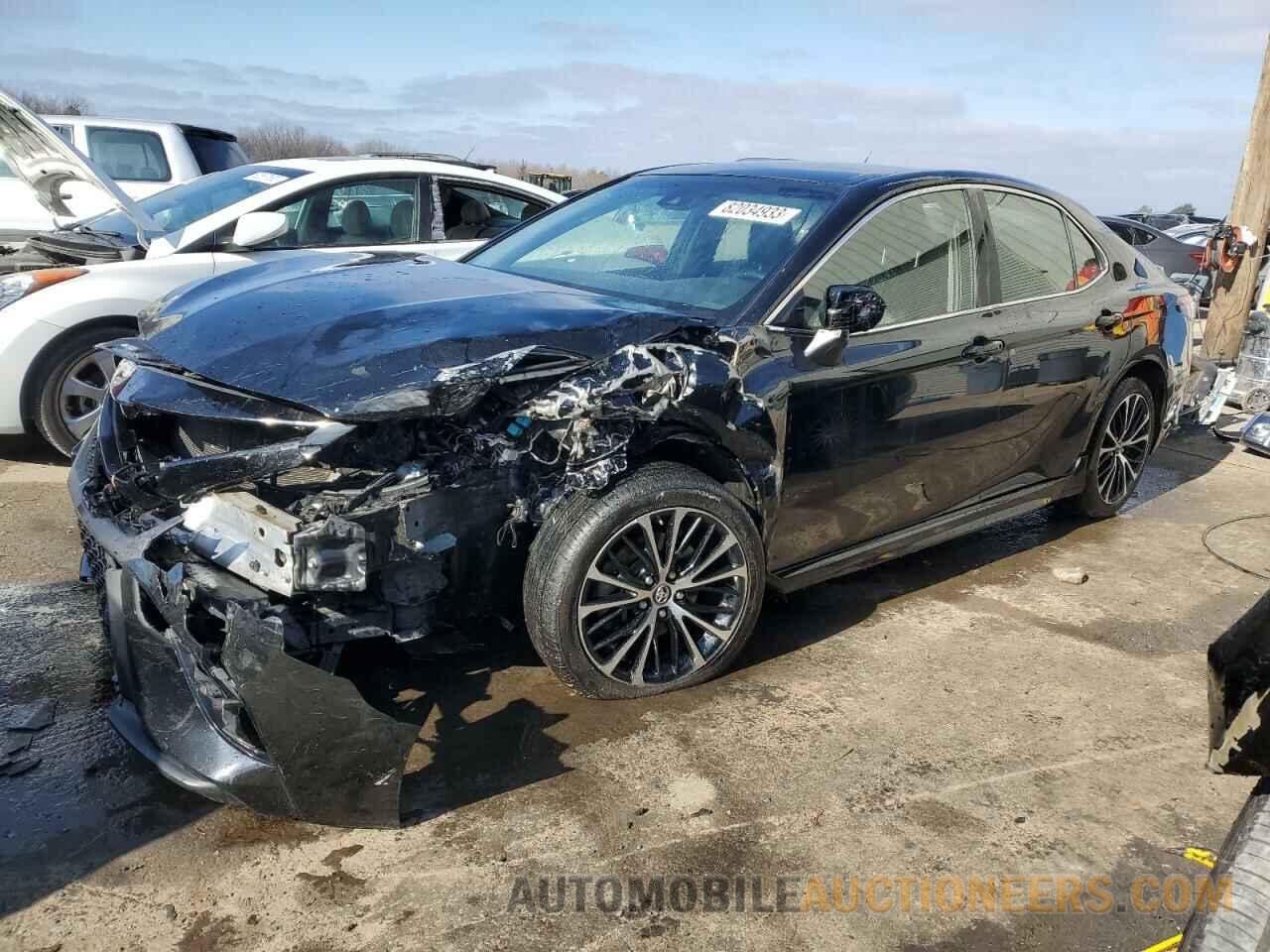 JTNB11HK6J3049040 TOYOTA CAMRY 2018