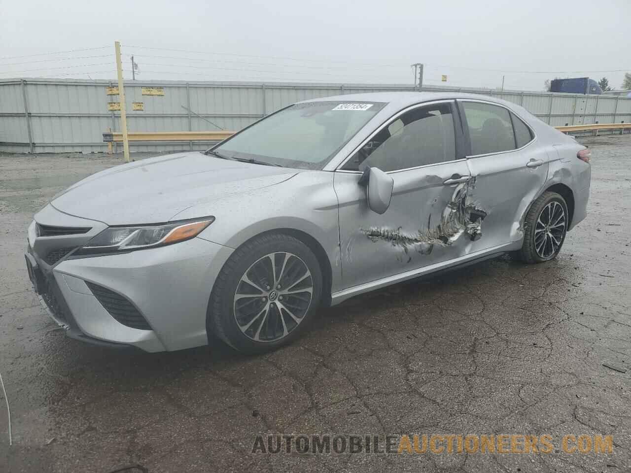 JTNB11HK6J3050379 TOYOTA CAMRY 2018