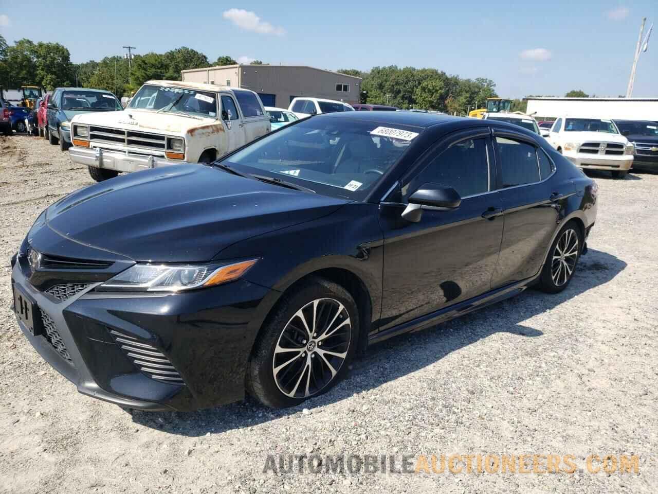 JTNB11HK6J3050723 TOYOTA CAMRY 2018