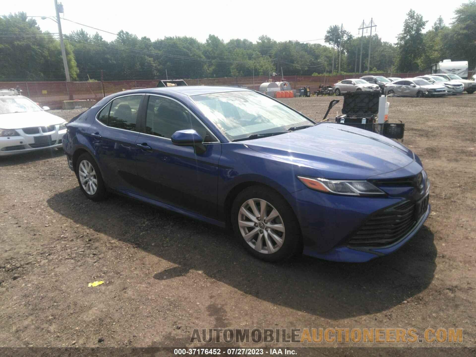 JTNB11HK6J3068980 TOYOTA CAMRY 2018